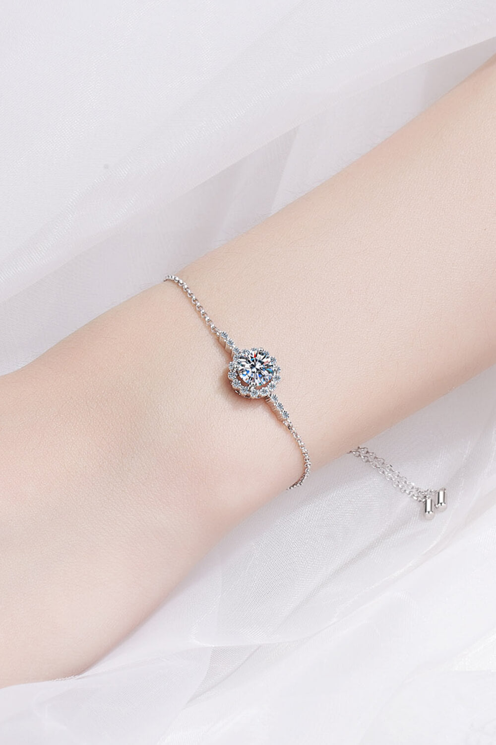 1 Carat Moissanite Chain Bracelet - Luxe4Everyday Silver / One Size Bracelet