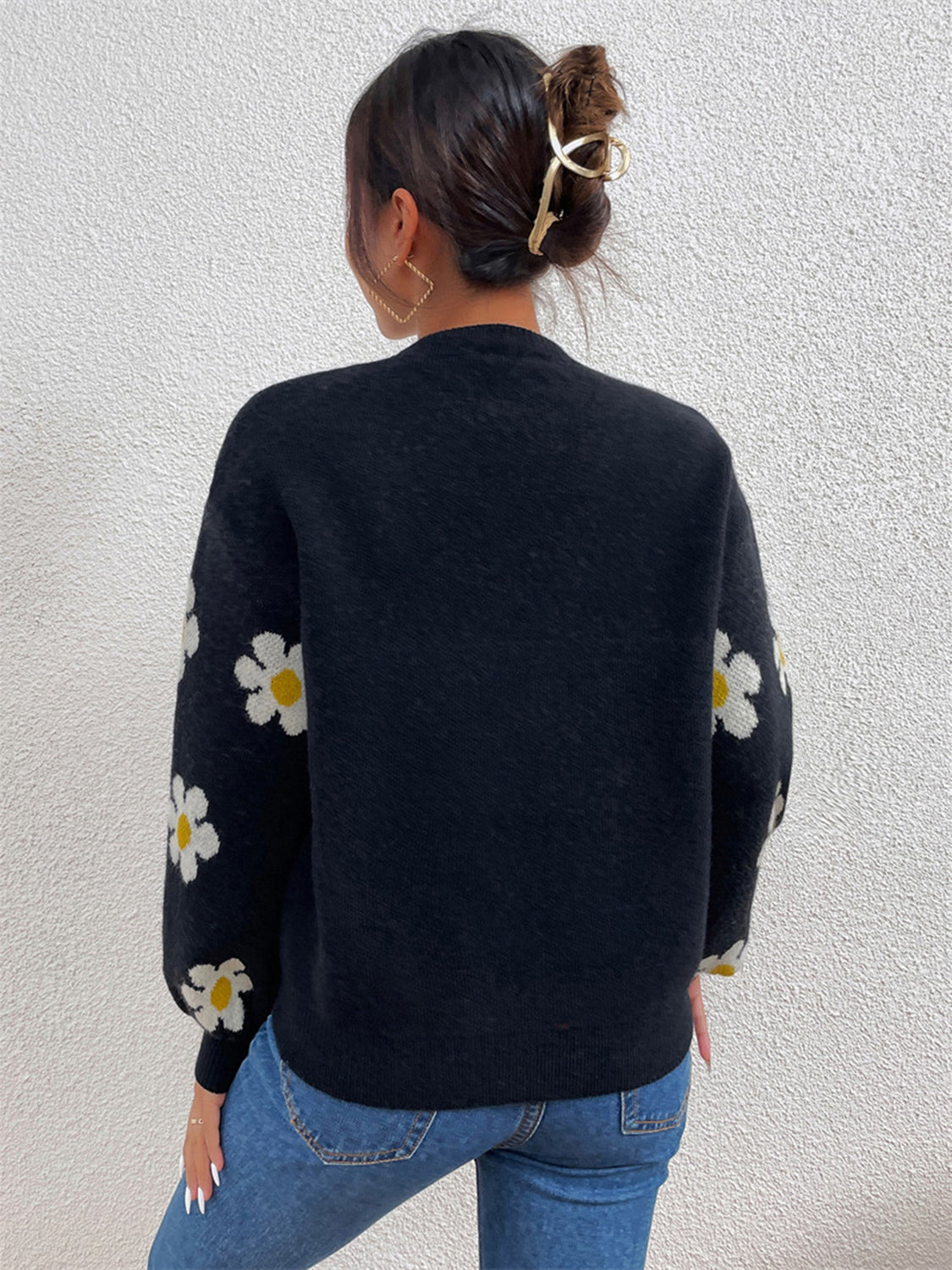 Flower Round Neck Latern Sleeve Sweater - Luxe4Everyday Sweater