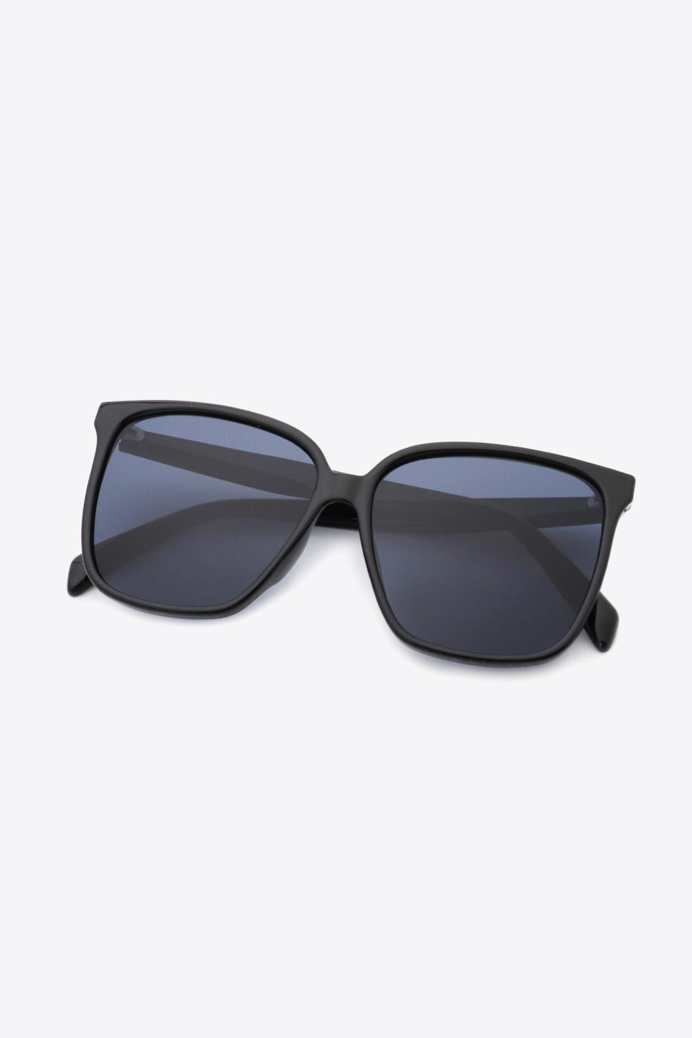 Polycarbonate Frame Wayfarer Sunglasses - Luxe4Everyday Sunglasses