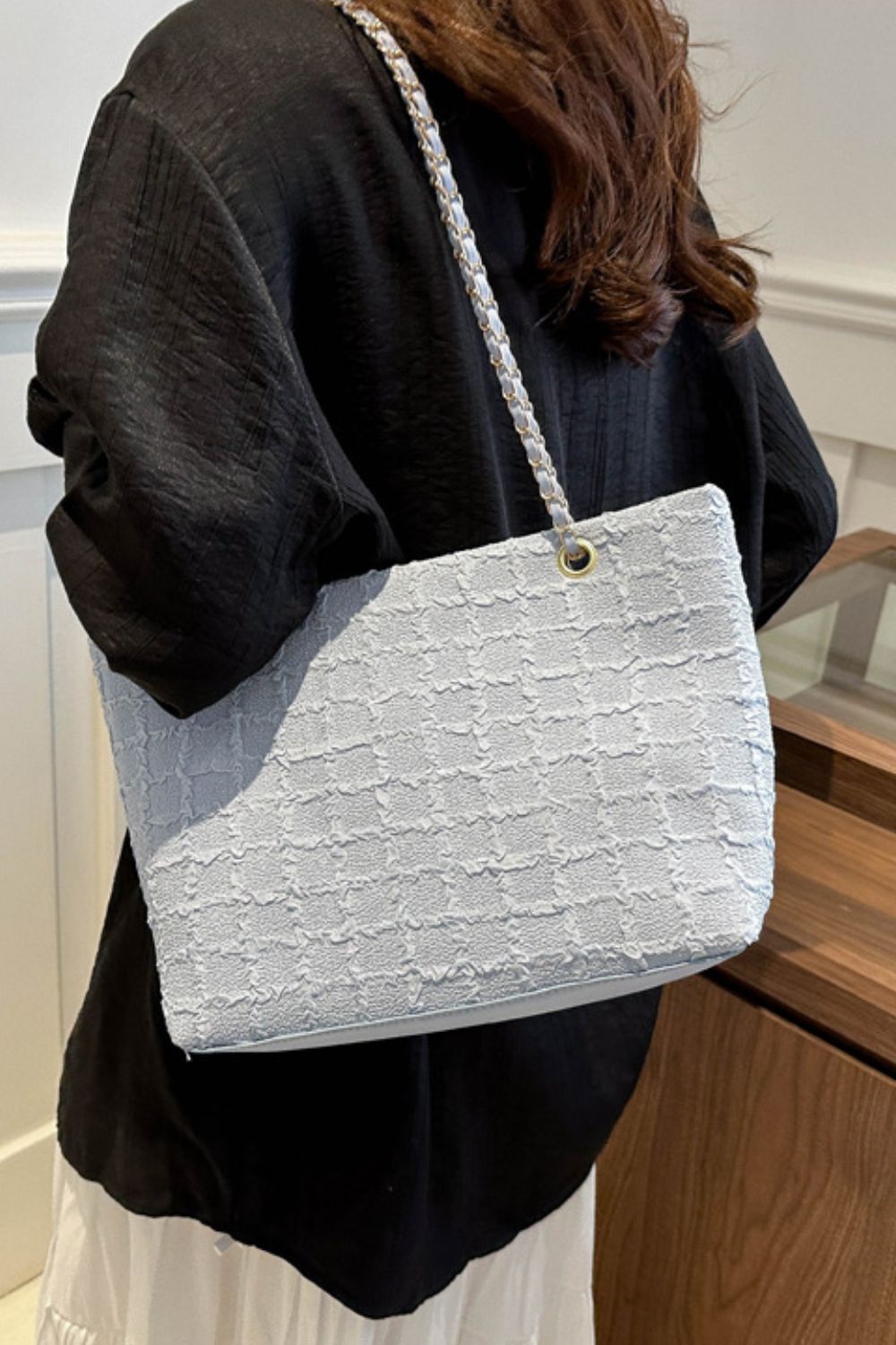 Polyester Texture Chain Tote bag - Luxe4Everyday Bags