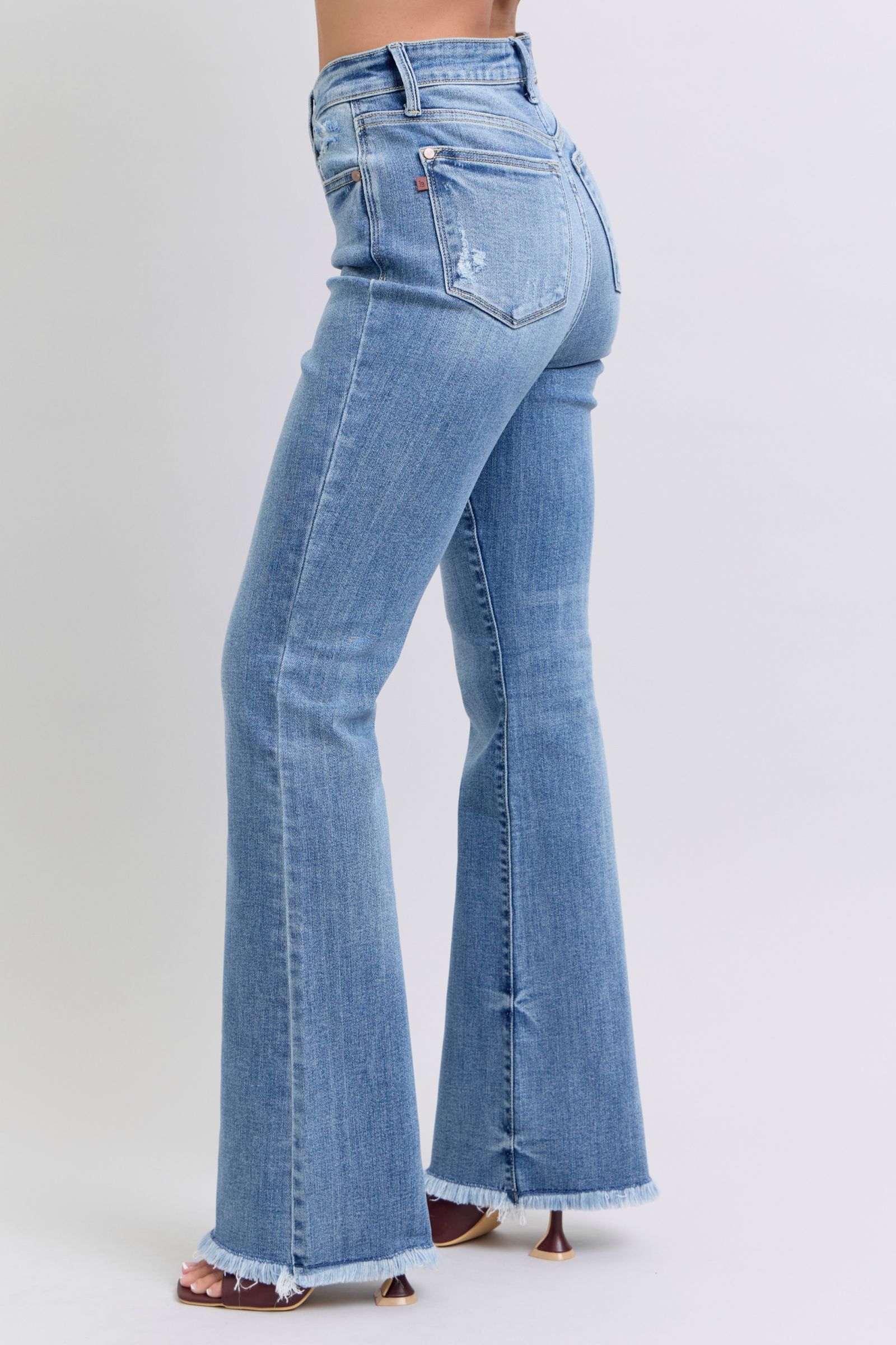 Judy Blue Full Size Raw Hem High Rise Bootcut Jeans - Luxe4Everyday Medium / 0(24) Jeans