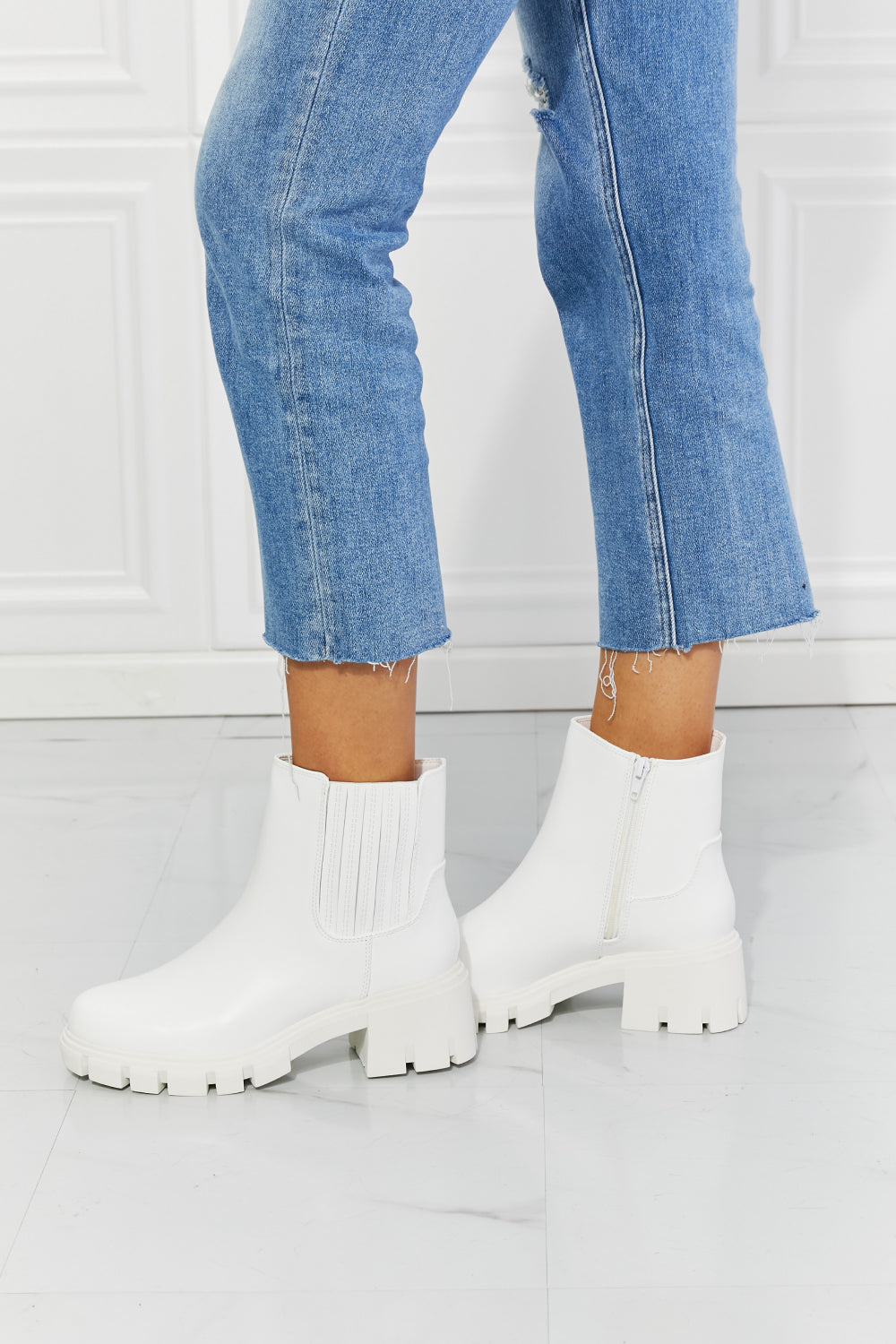 MMShoes What It Takes Lug Sole Chelsea Boots in White - Luxe4Everyday Boots