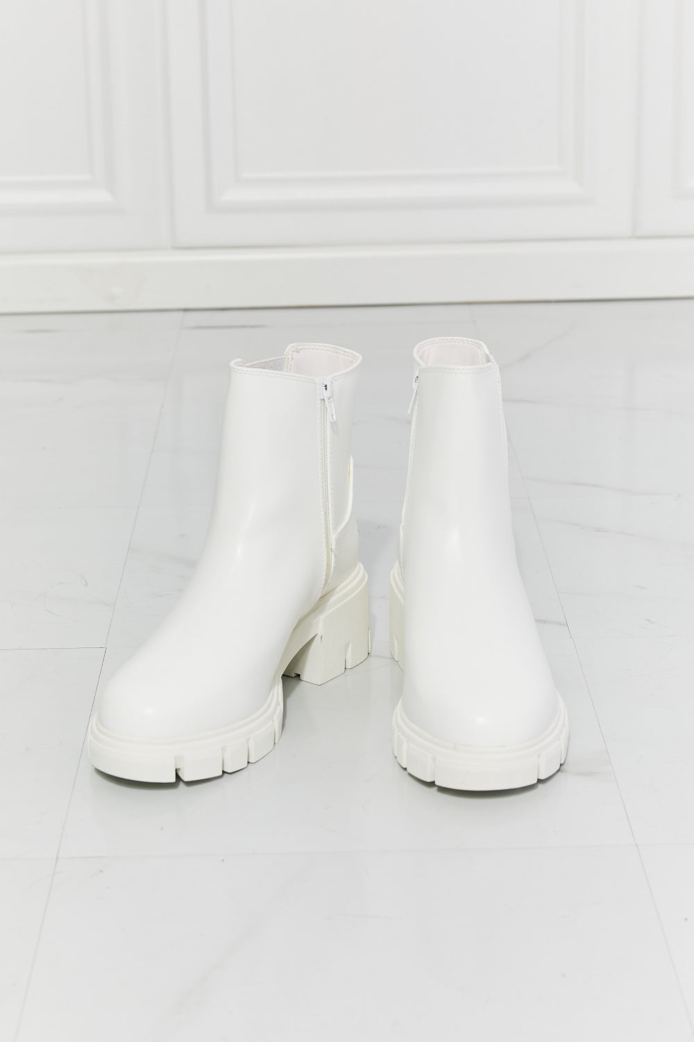 MMShoes What It Takes Lug Sole Chelsea Boots in White - Luxe4Everyday Boots