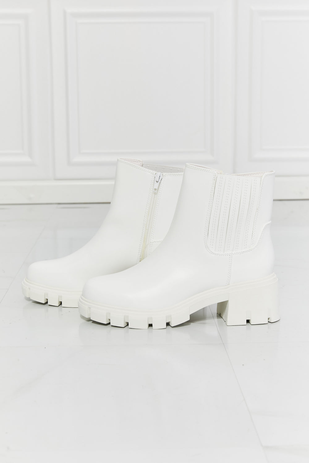 MMShoes What It Takes Lug Sole Chelsea Boots in White - Luxe4Everyday Boots